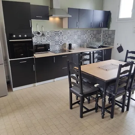 Nyaraló Lycot Dompierre-Becquincourt